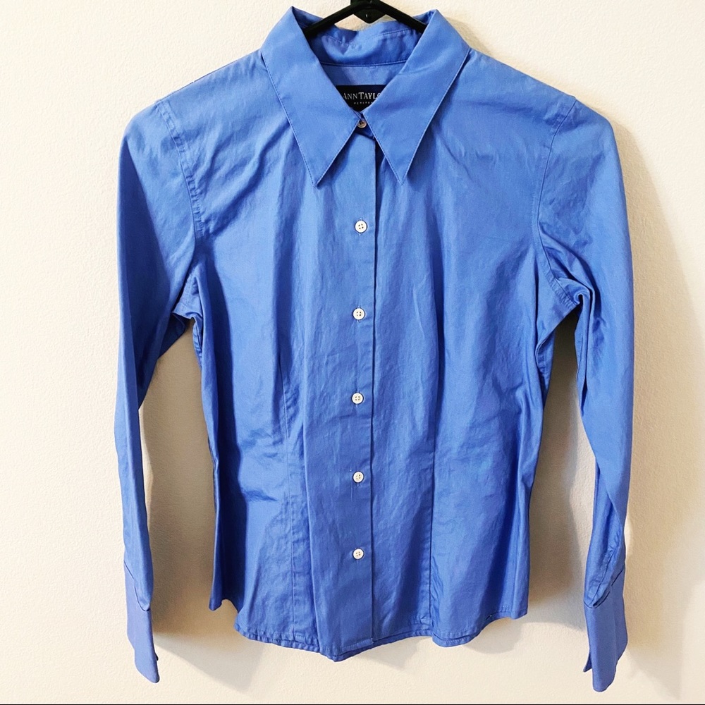 ANN TAYLOR PETITES BUTTON DOWN DRESS SHIRT